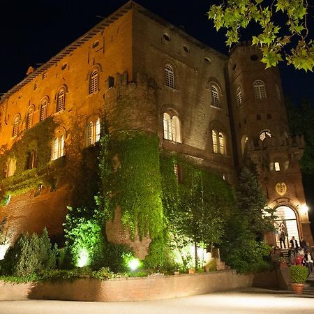 Готель Relais Del Castello Di Oviglio Екстер'єр фото
