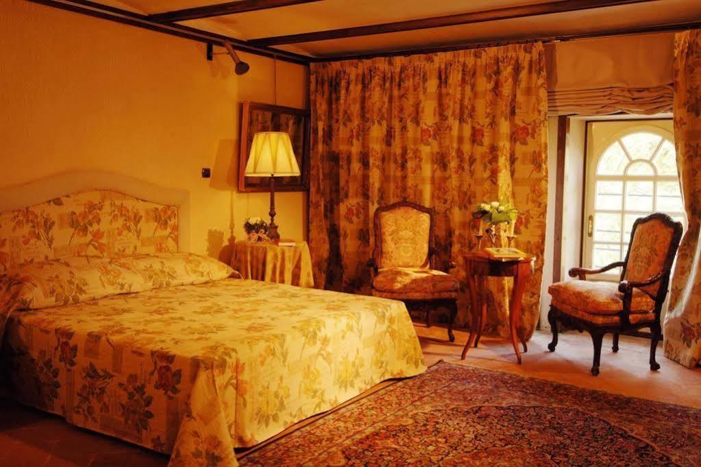 Готель Relais Del Castello Di Oviglio Екстер'єр фото